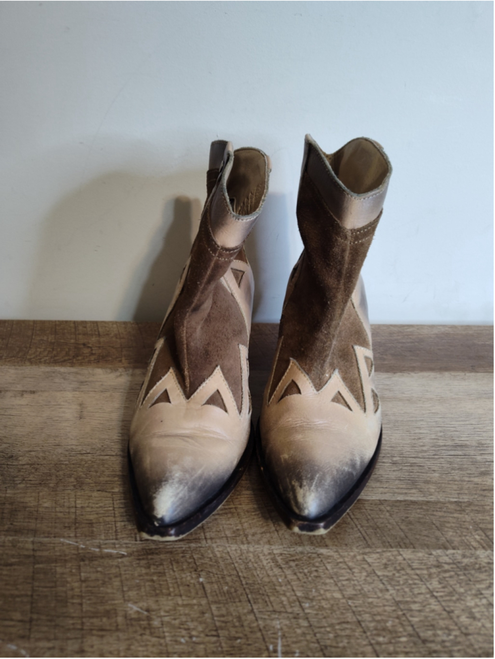 Women's Velez Ankle Boots Size 6 Beige Brown Western Cutout Booties